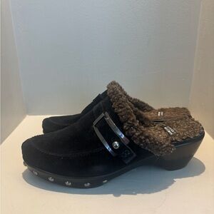 Stuart Weitzman black suede:brown Sherpa lined clog mile slip on fall winter 8M